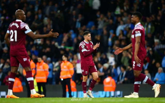 新闻社区互动界面